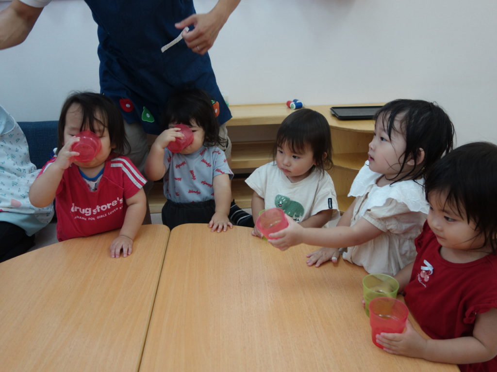 ☀️暑い日は水分補給🚰