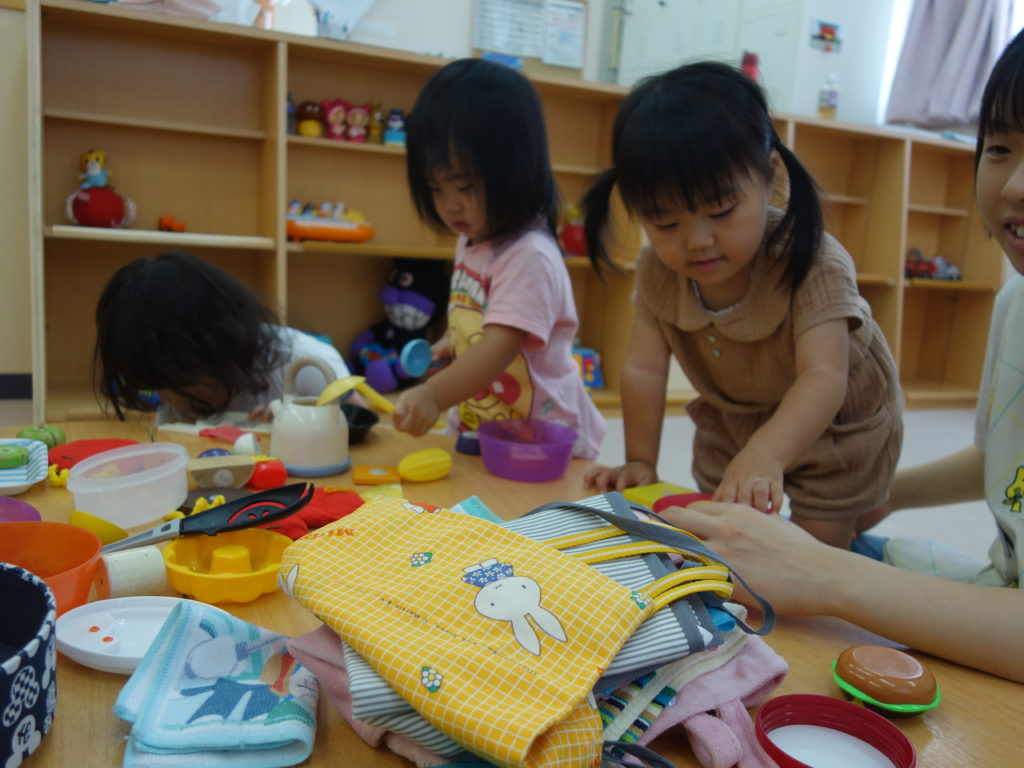 🍔みんなでままごと🍎