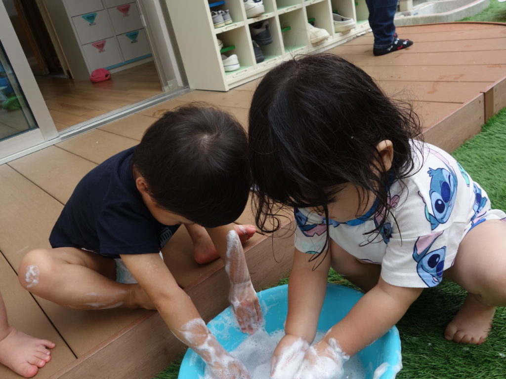 🧼水と泡あそび🫧